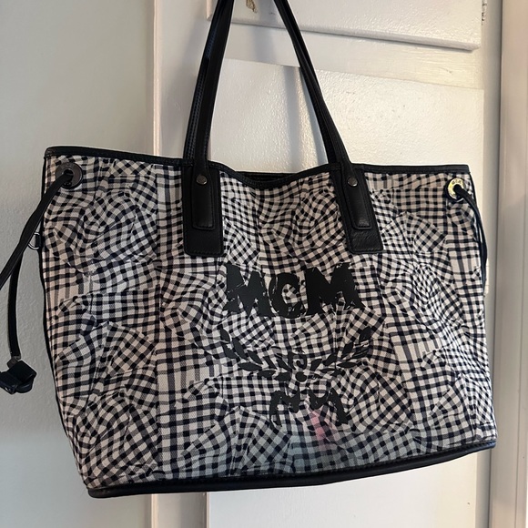 MCM Liz Small Visetos Tote Bag - Picture 2 of 10